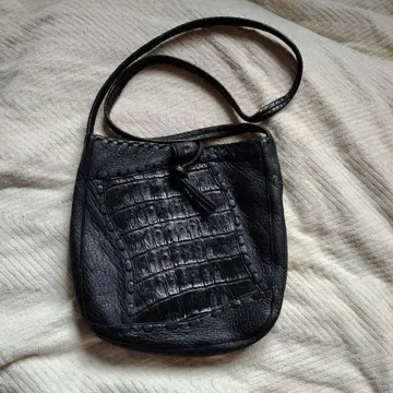 이비자 블랙 숄더백