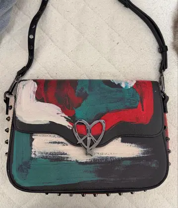 디시구알 사선 크로스 백