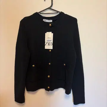 [택 포함 새상품] ZARA 골드 버튼 니트 가디건 블랙 S