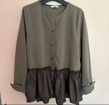 가격 인하 중 컷 조젯 밑단 절개 블라우스