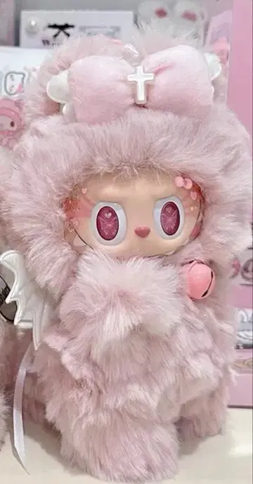 러브부용 옷 갈아입기 핑크 화이트 깃털 악마