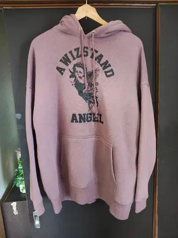 A WIZSTAND AND ANGEL 후드티 연보라색