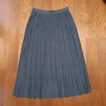 기발한 니트 직물의 니트 플리츠 스커트 북유럽 생활 잡화점 차콜