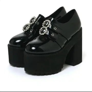 BUBBLES 더블 버클 통굽 신발 (12/4까지 판매)