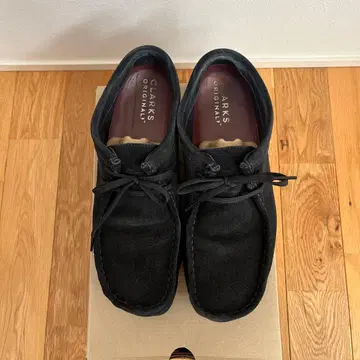 클락스 왈라비 GTX Black UK9