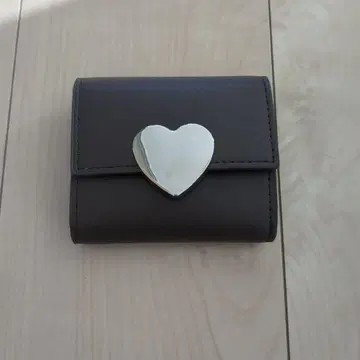 미사용 새상품 LOWRYS FARM Me % 하트 부품 지갑 브라운
