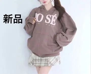 로제 뮤즈 Fur logo zip hoodie