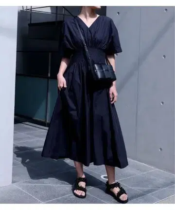 LE CIEL BLEU 라운드 폼 드레스