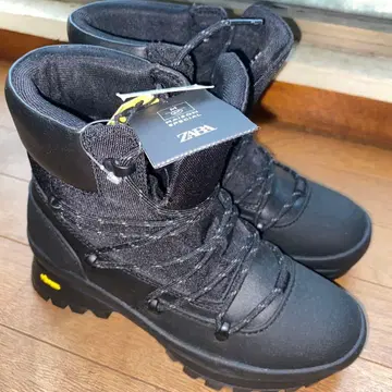 ZARA MAISON SPECIAL 부츠 Vibram 밑창