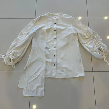 여성용 변형 디자인 화이트 셔츠 united tokyo