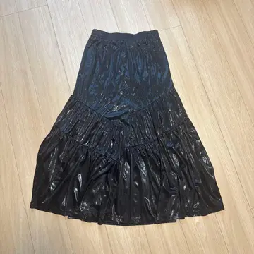 LOWRYSFARM 글리터 플리츠 스커트 LF524047TK