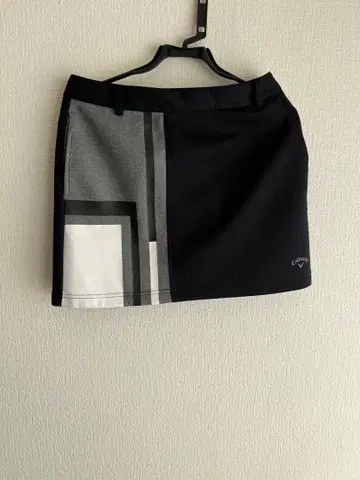 캘러웨이 미니 스커트 블랙/그레이/화이트