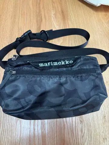 marimekko 블랙 숄더백