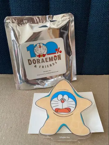 새상품 100% 도라에몽 & 프렌즈전 핀 배지 불가사리 대만
