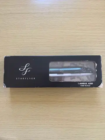 스타플라이어 AIRBUS 320 1/200 모델