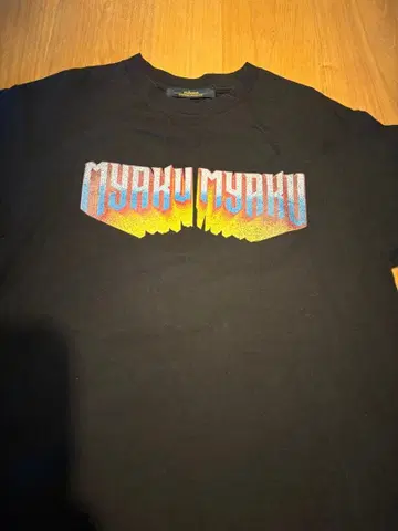 저널 스탠다드 레리움 MYAKU MYAKU 락 T셔츠