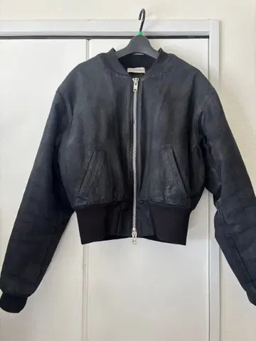 No mass prod 'VOID' 크롭 데님 재킷