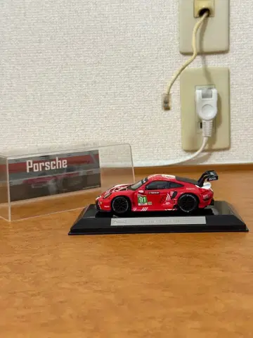 Porsche 911 RSR 미니카 1/43 스케일 레드 케이스 포함