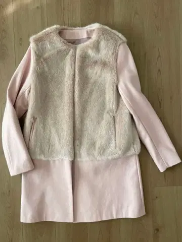 ZARA BASIC 핑크 노카라 코트