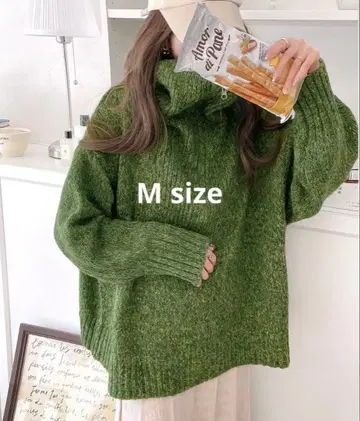 스웨터 니트 그린 컬러