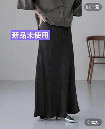 [ 미사용 새상품 ] 로리즈팜 스트레치 새틴 스커트 블랙 M