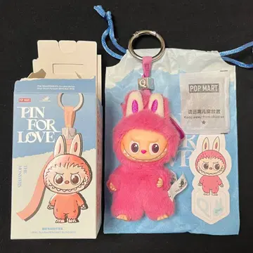 [정품] [Q] 라부부 Labubu 알파벳