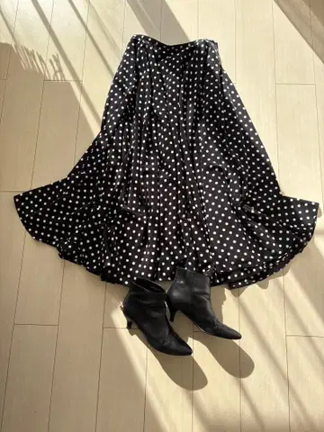 물방울 패턴 플레어 스커트