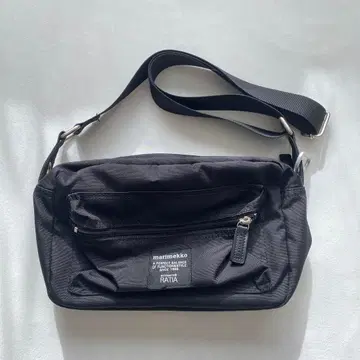 marimekko 블랙 숄더백