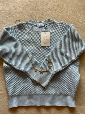 릴 비 라이트 블루 짜임 니트 프리 사이즈 미사용 새상품 목걸이 포함