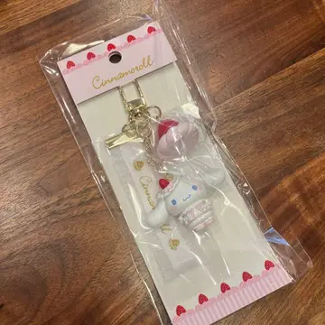 산리오 딸기 휘핑 시리즈 시나모롤 키링