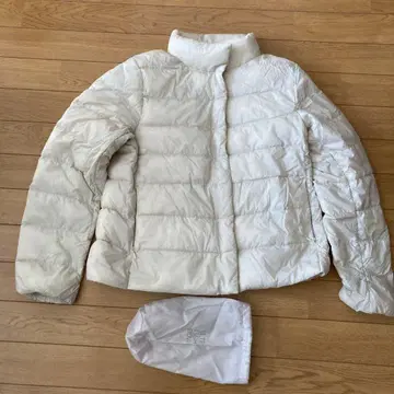 UNIQLO 울트라 라이트 다운 S 화이트