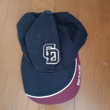 초레어 아버지께서 타카기 모리미치 씨에게 받았습니다.