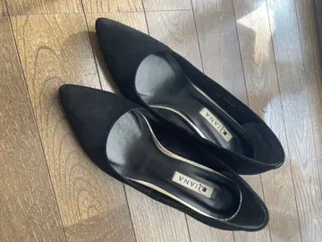 다이아나 힐 펌프스 블랙