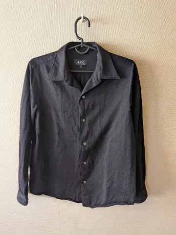 A.P.C. 블랙 긴팔 셔츠 L