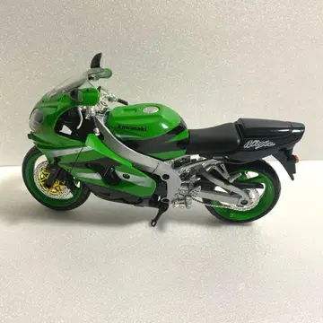 Kawasaki Ninja ZX-9R 피규어