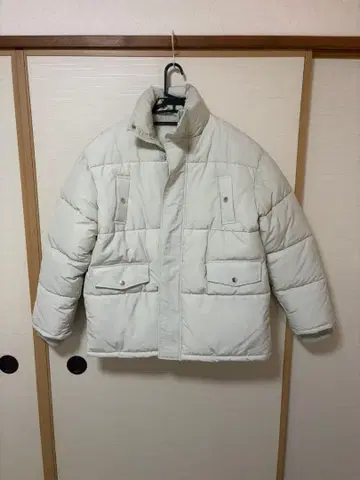 L 사이즈 화이트 다운 자켓 충전솜 아우터 남성용 겨울 방한