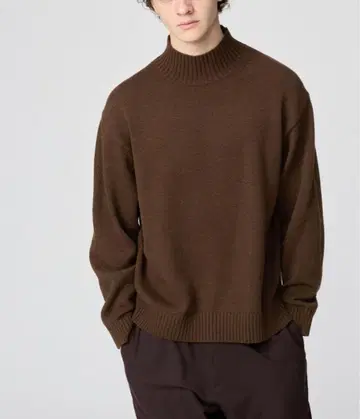 [ 완판템 ] 로우 게이지 하이넥 스웨터