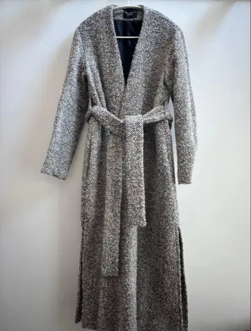 [새상품급] 베르메이유 페예나 트위드풍 롱 노카라 코트 벨트