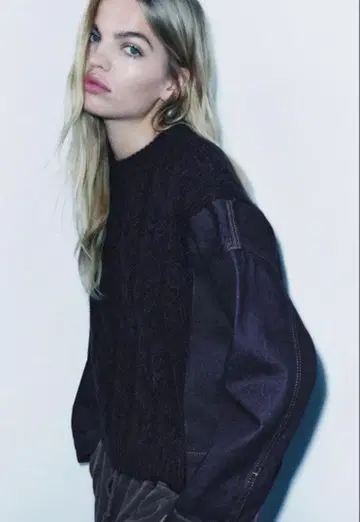 ZARA 네이비 케이블 짜임 니트 스웨터