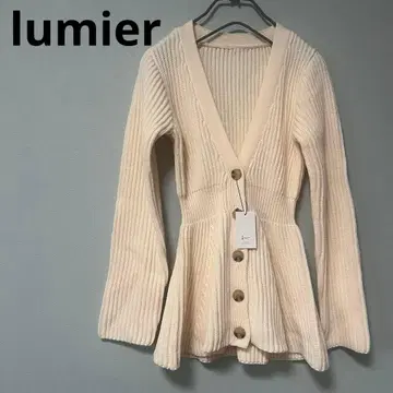 미사용품! lumier 류미에 가디건 니트 페플럼 아이보리