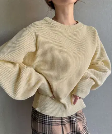 [ 새상품급 ] JUNOAH 편직 크루넥 니트: 정가 5,720엔