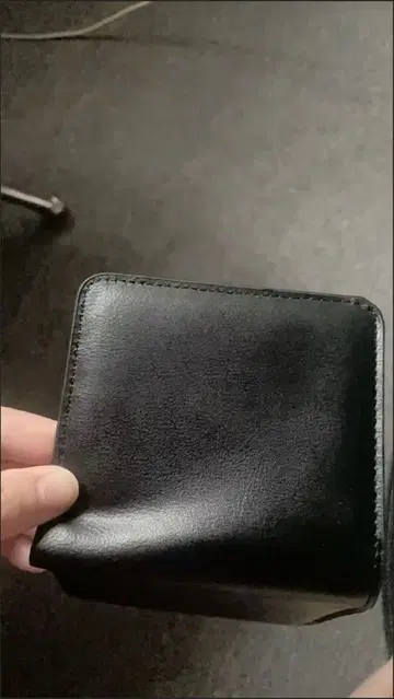 블랙 접이식 지갑 카드 포켓 4개