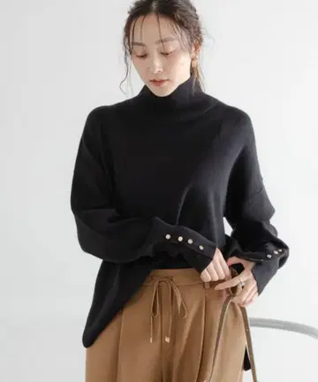 2025AW 금기 Elura 촉촉 모이스트 하이넥 풀오버 L 블랙