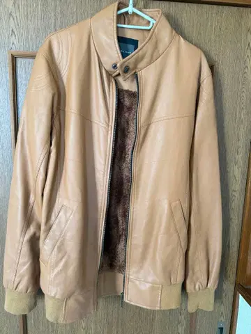 ZARA MAN 베이지 가죽 자켓 L 사이즈