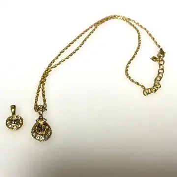 NINA RICCI 니나리치 골드 NR 로고 목걸이 여성용