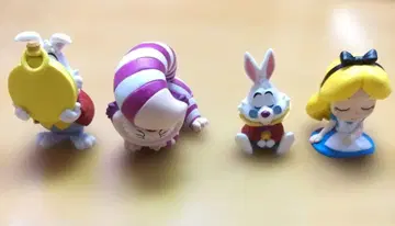 어깨 쿵 & 숨바꼭질 원더랜드 앨리스 4세트