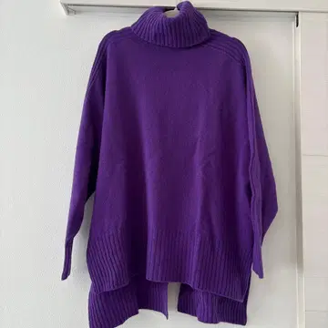 개럴개런트 터틀 하이넥 니트 퍼플