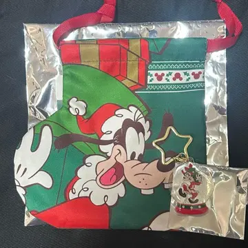 디즈니 스토어 크리스마스 구피