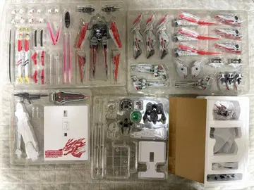 METAL BUILD 건담 아스트레이 레드 드라구니크스