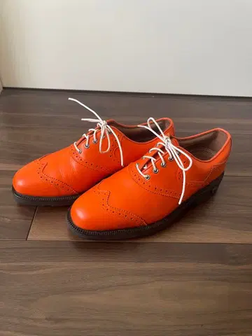 풋조이 오렌지 골프화